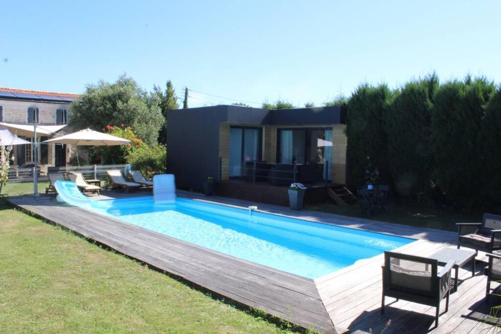 Entre Piscine Et Mer Tonnay-Charente Exterior photo